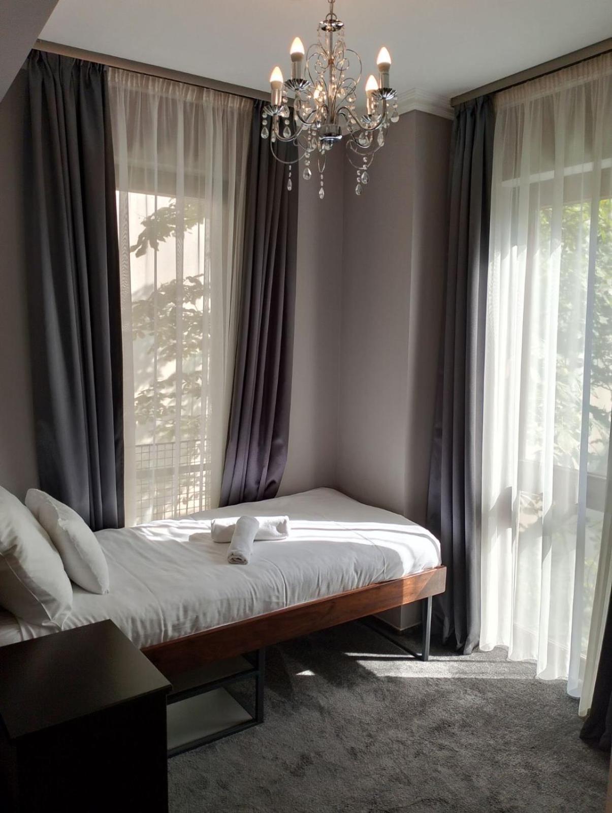 Varalja Home Будапеща Екстериор снимка